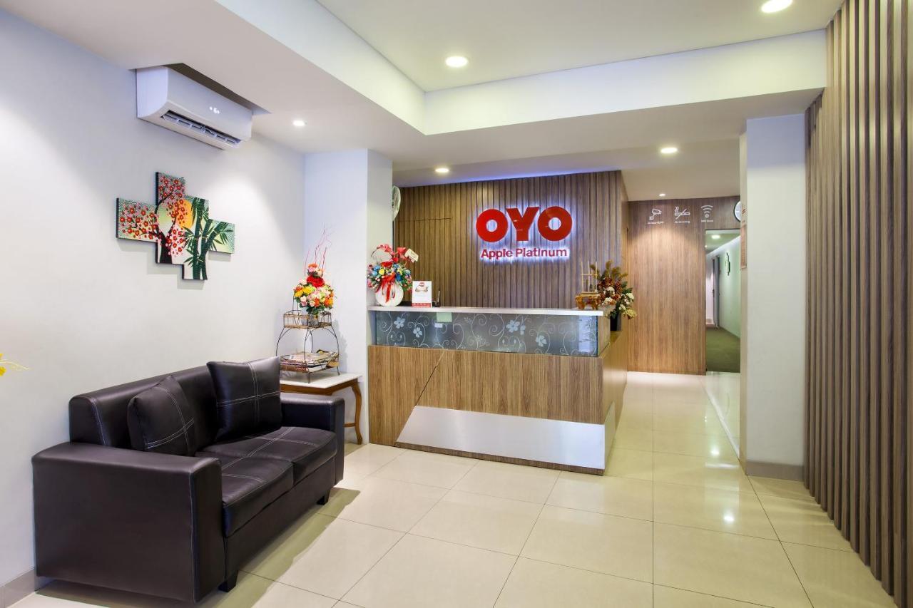 Отель Super Oyo Flagship 101 Apple Platinum Джакарта Экстерьер фото